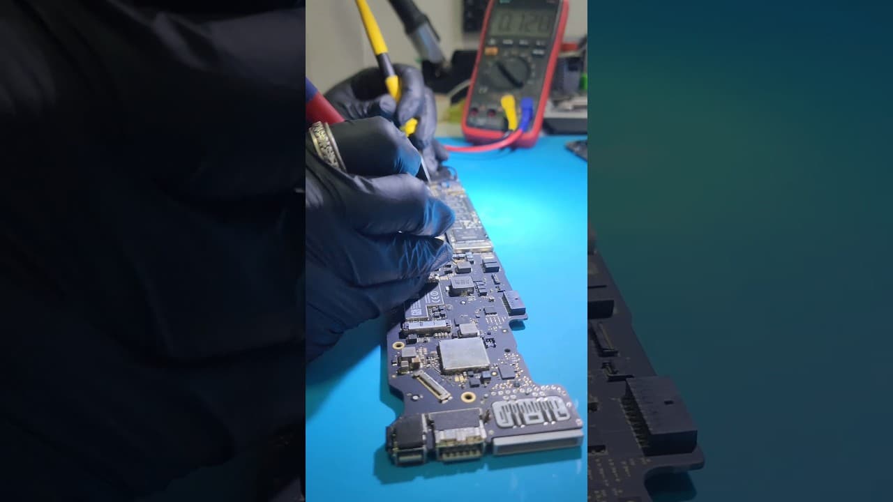 MacBook Air Dead RAM Chip Repair Mumbai